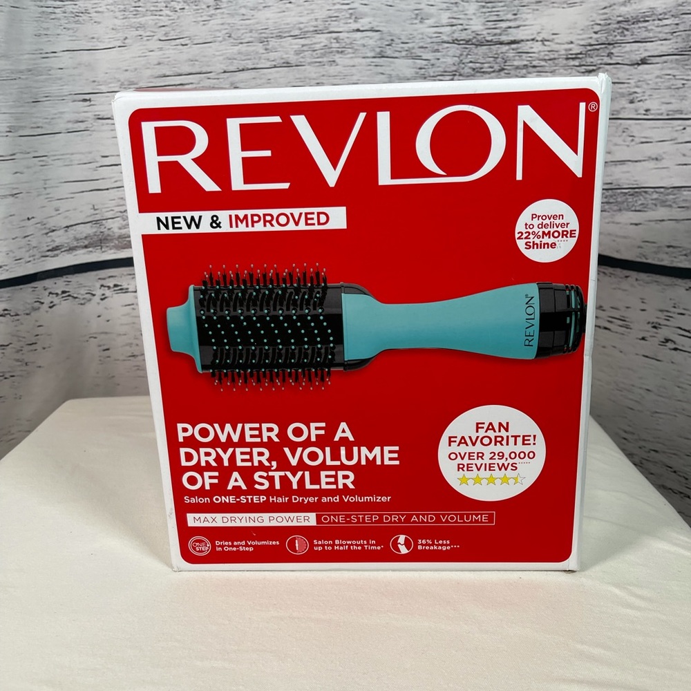 Revlon Salon one step hairdryer in Volumizer Max drying  power One step